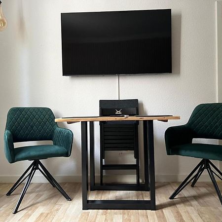 100M E-Ladestation - Max 4 Pers - Duesseldorf - Ruhrgebiet - Pilgerstaette Apartment Велберт Екстериор снимка
