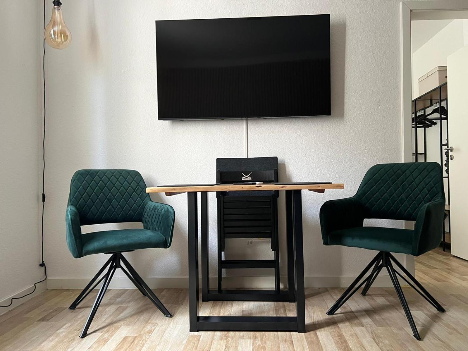 100M E-Ladestation - Max 4 Pers - Duesseldorf - Ruhrgebiet - Pilgerstaette Apartment Велберт Екстериор снимка