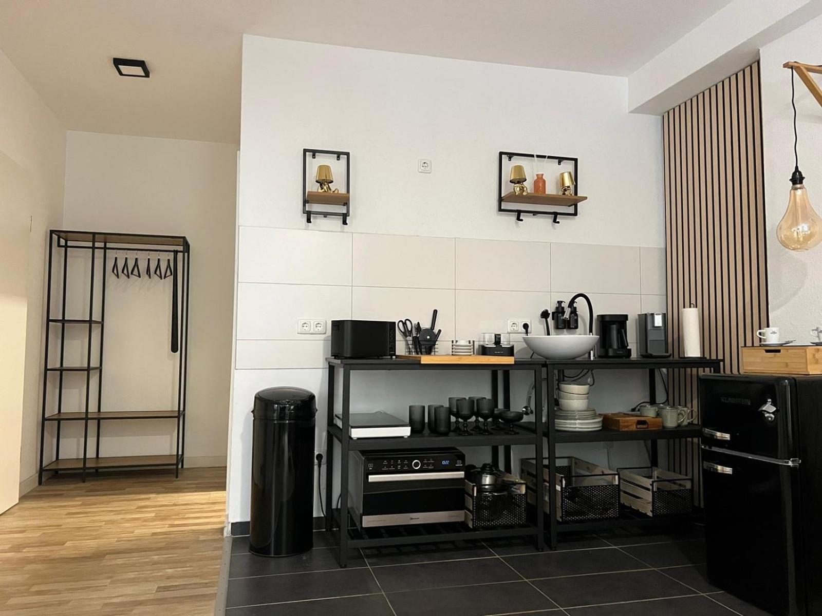 100M E-Ladestation - Max 4 Pers - Duesseldorf - Ruhrgebiet - Pilgerstaette Apartment Велберт Екстериор снимка